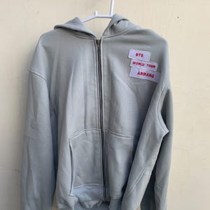 BTS World Tour [ARIRANG]Hoodie - Heather Gray bild 3