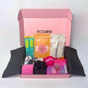 Running Gift Box for Her - Runner Bundle - Marathon Gift - Running Box - Runner Gifts - Gifts For Runners - Race Day Gift - Birthday - Gels