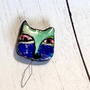 Enamel Cat Needle Threader - Handmade Small Needle Threader - Cat Lovers Sewing Gift - Whimsical Cat