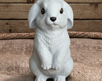 Rabbit Statue Garden Concrete Bunny Sculpture Outdoor Ornament Patio Decor Yard Art Animal Figurine Stone Realistic Pet Gift Home Accent