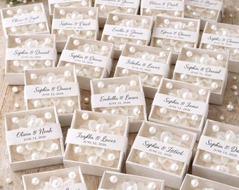 Minivelas personalizadas para bodas, recuerdos de boda para invitados al por mayor, recuerdos para despedidas de soltera, decoración rústica para bodas, vela floral con perlas.