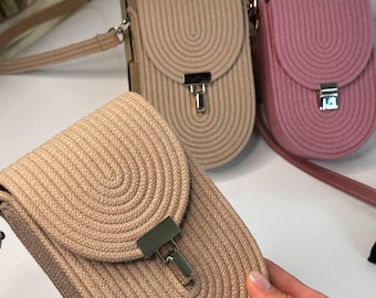 手編みコットンロープ製スマホバッグ - 編み込みクロスボディ携帯ポーチ - 女性用ミニマリスト小型ショルダーポーチ - ボヘミアンサマークロシェスリングケース