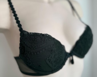 La Perla Dark Green Lace Bra 34B / IT 2 | Luxury Italian Lingerie | Embroidered Mesh