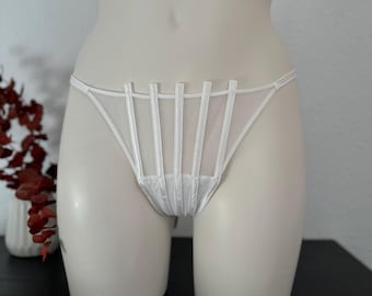 Rare Archive  La Perla Grafique Collection Silk & Tulle Thong – White