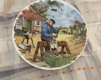 Hand Decorated Dutch Wall Plate Royal Schwabap Clog Maker Village Scene