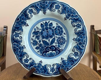 Large Delft Blue Decorative Plate Distel Holland Floral Wall Hanging Charger 11.75 inch