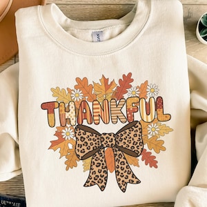 Dankbare digitale PNG SVG, herfstbladeren luipaard strik ontwerp, Thanksgiving sublimatie, herfst dankbaarheid afbeelding, direct te downloaden bestseller
