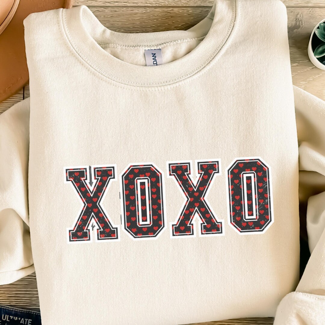 Distressed XOXO Hearts SVG PNG, Valentines Day Digital File, Varsity ...