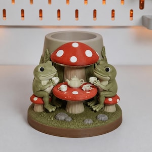 カエルのお茶会ペンホルダー、風変わりなキノコのデスクオーガナイザー、手描きの文房具アクセサリー