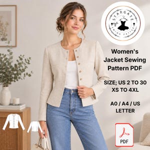 Puede incluir: Una chaqueta beige sin cuello con mangas largas y cierre de botones frontal, usada sobre una blusa blanca y jeans azules. La imagen incluye el texto: Stargate Sewing Pattern, Women's Jacket Sewing Pattern PDF, Size US 2 to 30 XS to 4XL, A0 / A4 / US Letter.