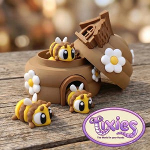 3D Printed Flexi Bee Hive, Kawaii Cottagecore Fidget Toy