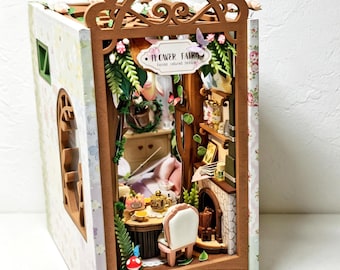 Kit para crear un rincón de lectura con flores de hadas: casita de bosque en miniatura con luces LED.