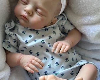 Weighted Reborn doll - cloth body and soft vinyl limbs - floppy