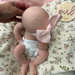 Reborn baby doll- Full silicone body - Doll - Floppy and squishy image 4