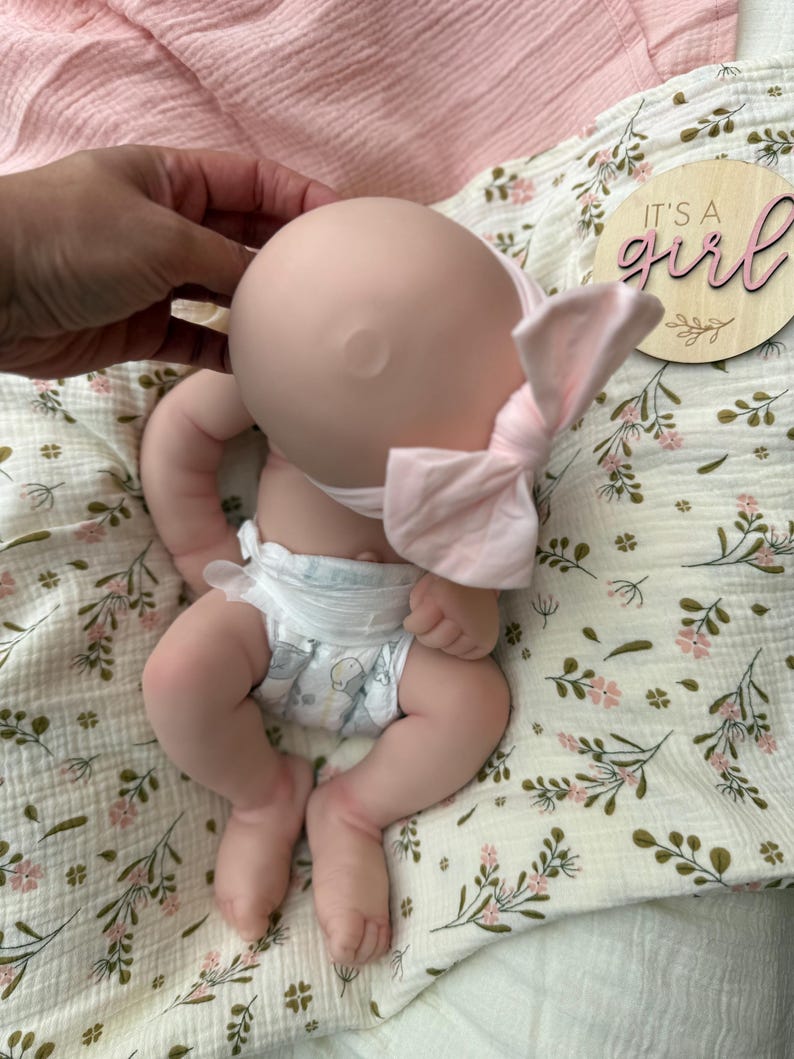 Reborn baby doll- Full silicone body - Doll - Floppy and squishy image 4