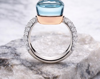 Anello di fidanzamento con topazio blu taglio cuscino, in oro bianco 14 carati stile pomellato, con fascia in zirconi, gioiello artigianale, regalo perfetto.