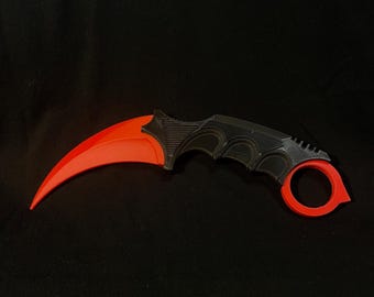 Cuchillo CS Karambit: accesorio de juego impreso en 3D, tamaño real, coleccionable para gamers