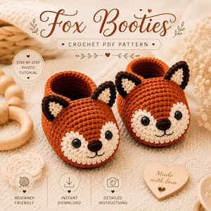 Könnte beinhalten: Gehäkelte Fuchsstiefelchen in Orange, Creme und Braun. Die Babyschuhe haben Fuchsköpfe mit schwarzen Augen und einer cremefarbenen Schnauze. Das Bild enthält Text mit der Aufschrift "Fox Booties" und "Crochet PDF Pattern".