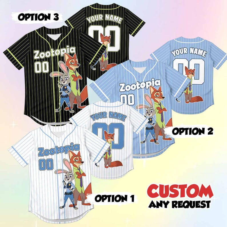 Peut inclure: Maillots de baseball avec des personnages de Zootopie. Les maillots sont disponibles en noir, blanc et bleu, avec des rayures et des motifs unis. Chaque maillot porte le mot "Zootopia" et le num&eacute;ro "00" sur le devant. Personnalisation possible au dos.