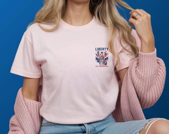 Statue of Liberty Tshirt, Minimalist Patriotic Shirt, Pocket Size Liberty Print, Small Graphic Tee, Gift for Her, 4th of July Outfit