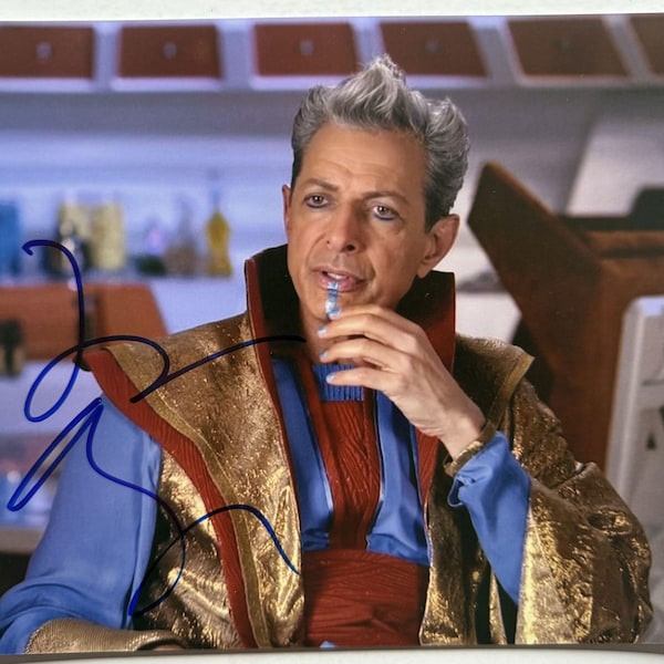 Jeff Goldblum Signed Autographed Glossy 8x10 Photo, COA Included