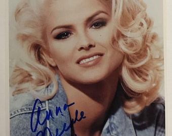Anna Nicole Smith Autographed Glossy 8x10 Photo, COA Included