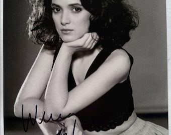 Fotografía brillante autografiada de Winona Ryder de 8 x 10 pulgadas, certificado de autenticidad incluido