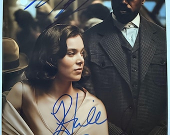 モーガン・フリーマン直筆サイン入り光沢写真（8x10インチ）、鑑定書