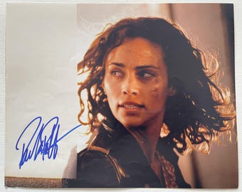 Fotografía brillante de 8x10 autografiada por Paula Patton, con certificado de autenticidad incluido.