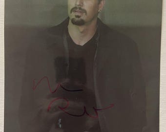 Fotografía brillante de 8x10 autografiada por Mark Ruffalo, con certificado de autenticidad incluido.