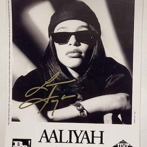 Aaliyah Autograph - Etsy