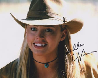 Fotografía brillante de 8x10 pulgadas autografiada por Estella Warren, con certificado de autenticidad incluido.
