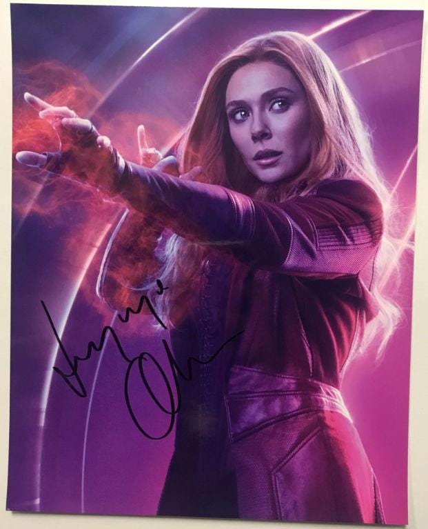 エリザベス・オルセン（スカーレット・ウィッチ）/直筆サイン入りポスター Elizabeth Olsen Autographed 