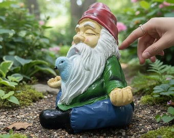 Gnomo de meditación: Estatua de jardín de yoga zen con pájaro acompañante (14 cm)