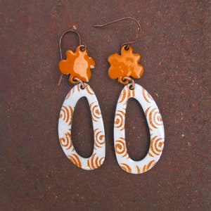 Enameled Orange and White Floral Design Copper Earrings - Hippie Earrings - Boho Earrings -  Earrings - Gift for Her - Retro Earrings