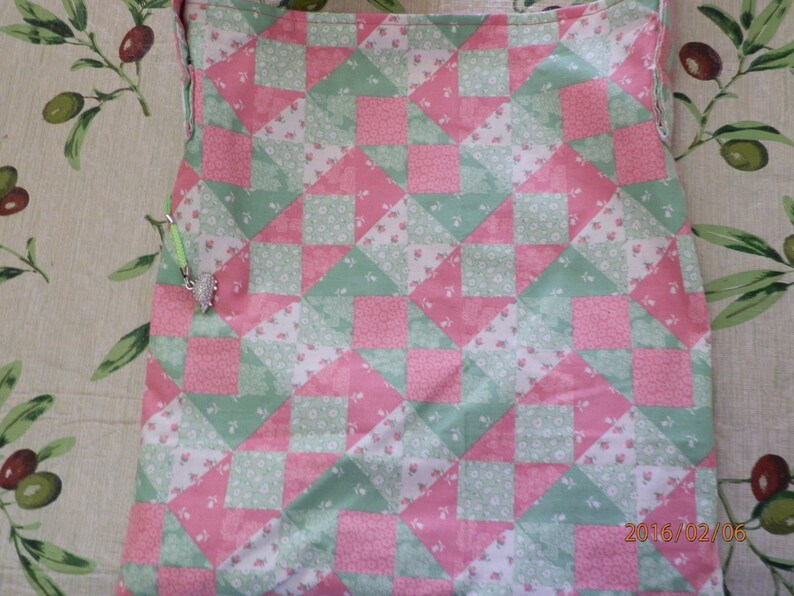 Pink Green /& White BondingCarry Bag with Strap Small AnimalHedgehogGuinea PigRat Sugar Glider with Pink Lining
