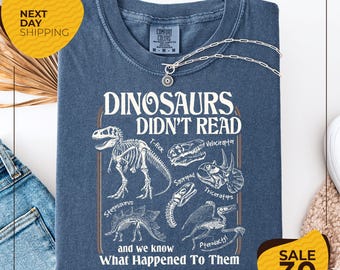 Camiseta Comfort Colors® "Los dinosaurios no leían" / Camiseta para bibliotecarios sobre alfabetización / Camiseta divertida para profesores / Regalo para lectores amantes de los libros / Camiseta retro para amantes de los libros