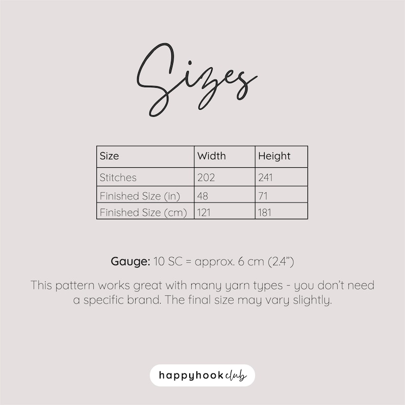 Puede incluir: Gr&aacute;fico color crema con la palabra "Sizes" en escritura cursiva. Una tabla muestra las dimensiones en pulgadas y cent&iacute;metros, incluyendo un tama&ntilde;o final de 121 cm x 181 cm. El texto tambi&eacute;n incluye informaci&oacute;n sobre la muestra y el tipo de hilo.