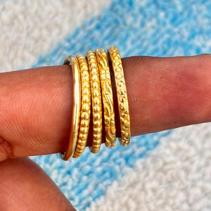 18K Gold Stacking Rings Set of 5, Beaded Solid Gold Band, Textured Stackable Rings, Thin Minimalist Gold Rings, Dainty Wedding Bands,