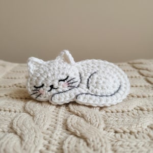 Patrón de ganchillo para gato durmiendo / Tutorial fácil para hacer un gatito amigurumi (descarga en PDF)