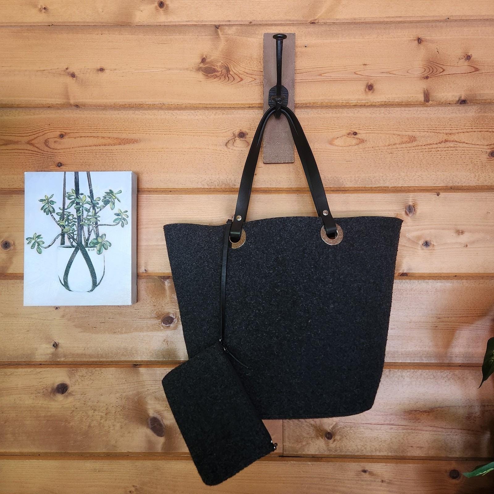 Vintage Leather Banana Republic Bag - Etsy Israel