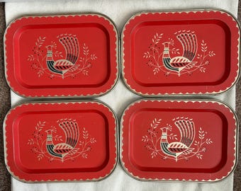 Bandejas miniatura vintage de metal toleware: motivo de pavo real - Juego de 4 - 7" x 5"