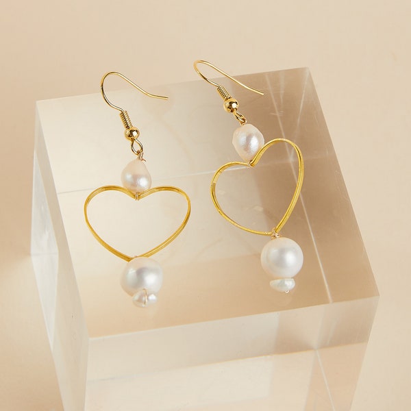 Boucles d'oreilles de mariée coeur et perles d'eau douce - Bijoux mariage perles