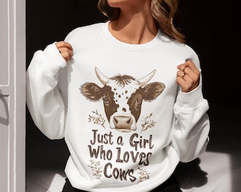 Paquete PNG SVG de "Solo una chica que ama las vacas": Diseño de camiseta de chica campestre, descarga digital