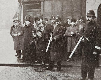 Set of 6 Battle of Stepney 1911 – Siege of Sidney Street – Valentine’s Series London – Churchill & Scots Guards