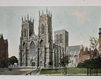Postal de la Catedral de York de 1907 – Fachada oeste – E.T.W. Dennis & Sons “Dainty Series” – Enviada por correo desde York a Derby