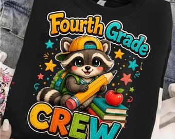 Camiseta de equipo de cuarto grado PNG, Lindo diseño de mapache para la vuelta al cole, Gráfico de camiseta para profesor y alumno de cuarto grado, Sublimación de equipo escolar PNG,