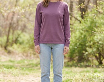 Maqueta de camiseta de manga larga Comfort Colors 6014 Berry / Plantilla unisex para impresión bajo demanda (descarga digital)