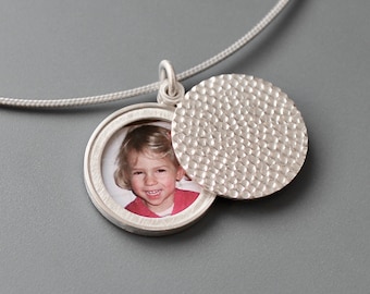 Hammered modern locket for one photo in sterling silver