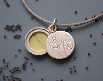 unique floral locket for one picture with poppies